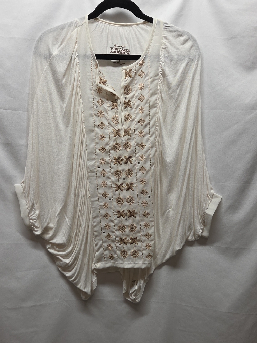 Vintage America By Nine West Top Sheer Cream Color With Gold Embroidery